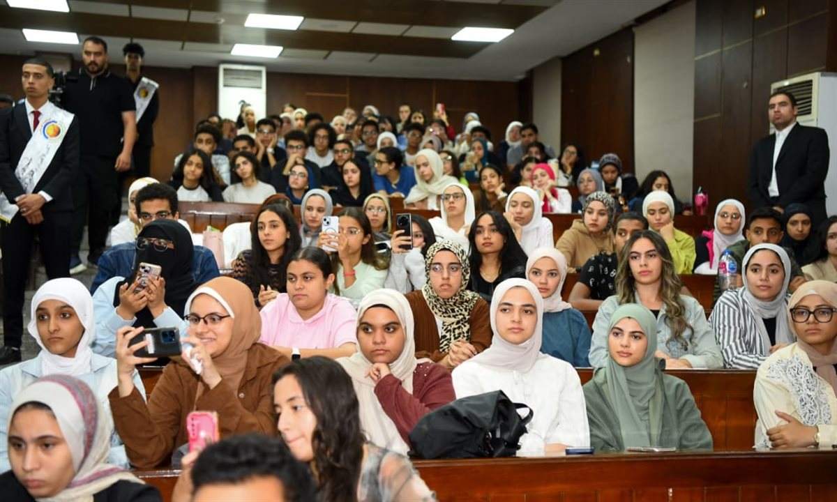 وزير الخارجية