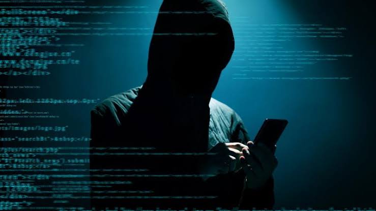 تطبيقات تتجسس عليك