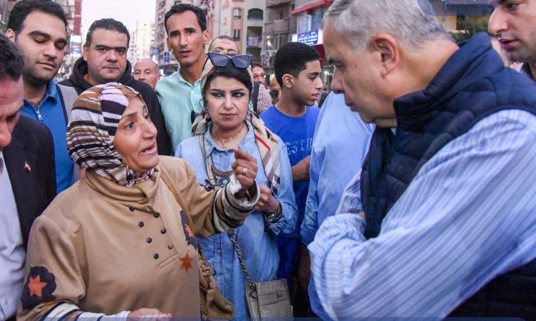 المحافظ يستمع للمواطنين&nbsp;