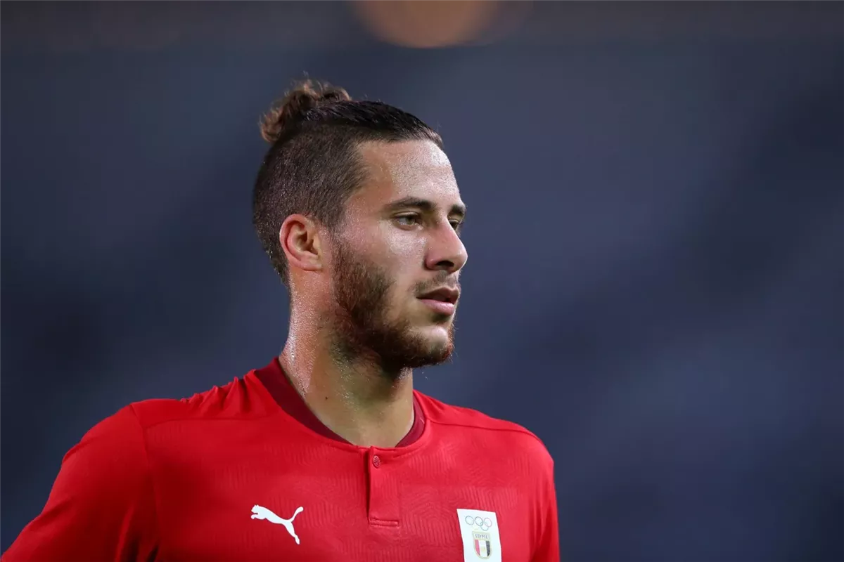 <strong>اللاعب رمضان صبحي</strong>