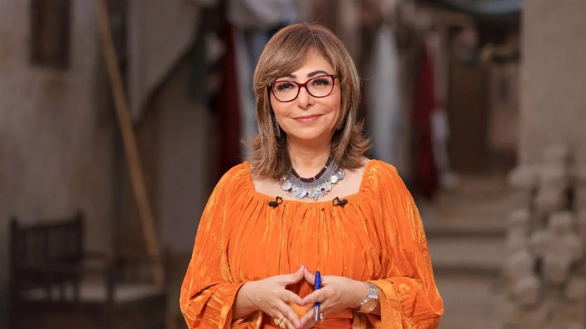 <strong>الإعلامية لميس الحديدي</strong>