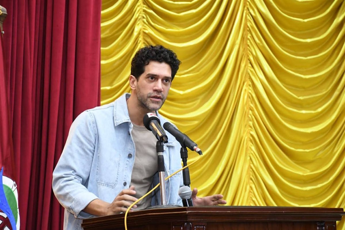 <strong>أحمد مجدي</strong>