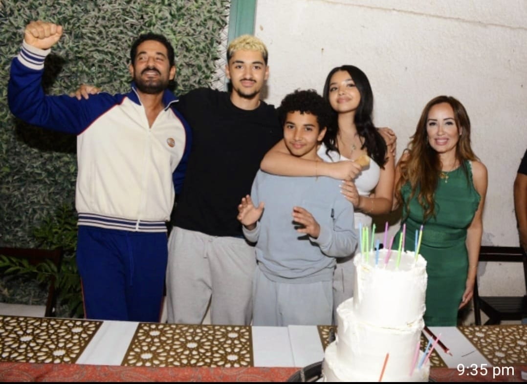 <strong>عمرو سعد يحتفل بعيد ميلاده</strong>