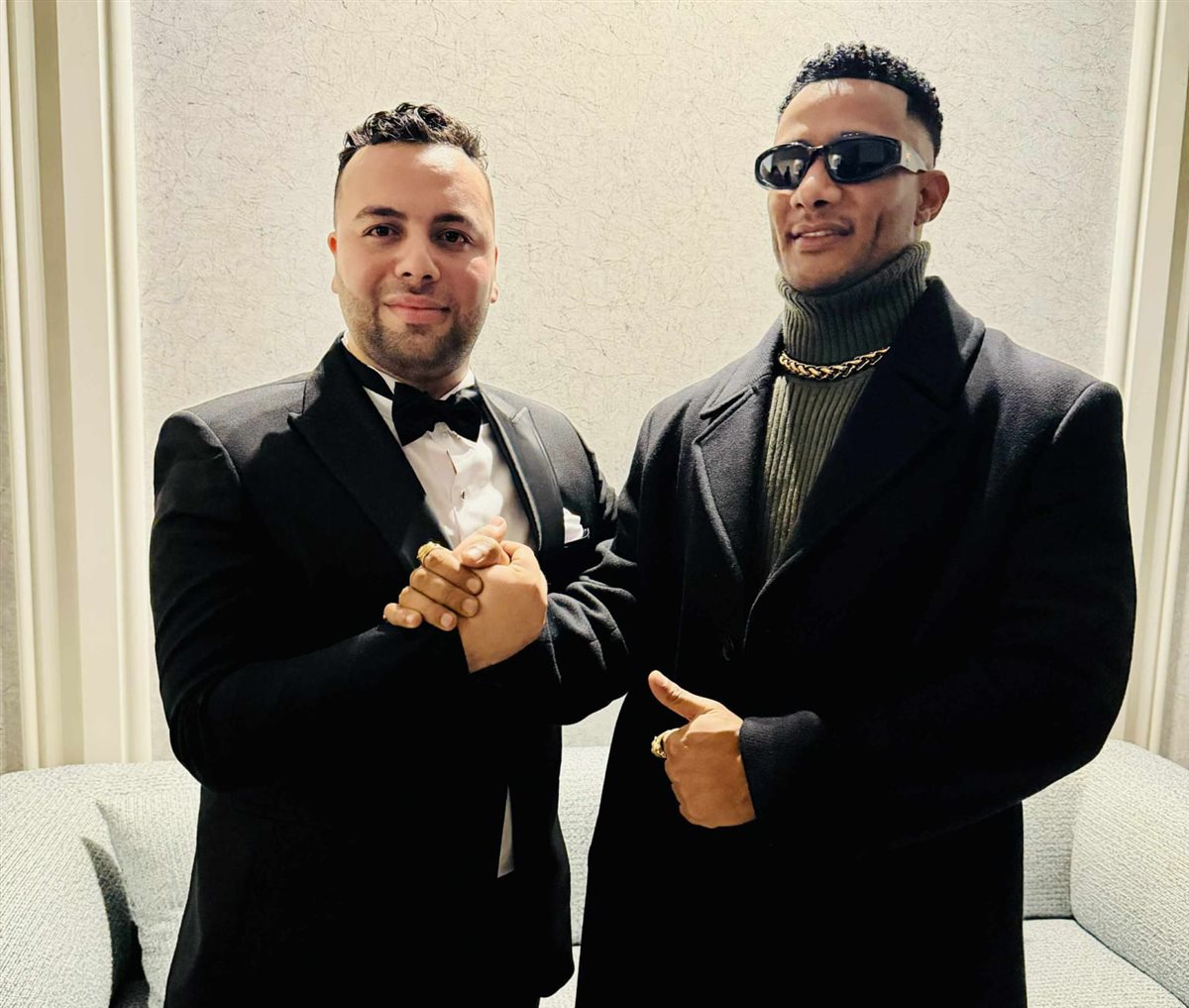 <strong>محمد رمضان مع المخرج محمد زكريا</strong>