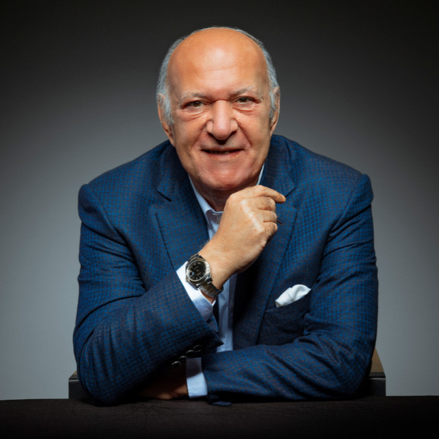 <strong>عمر خيرت</strong>