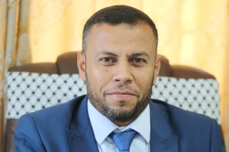 <strong>&nbsp;الدكتور إسماعيل الثوابتة</strong>