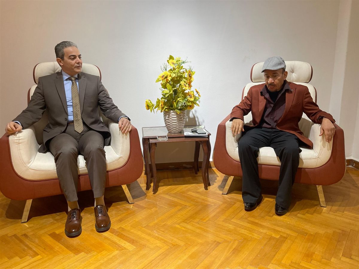 <strong>الدكتور طارق سعده مع الدكتور زهير العباد</strong>