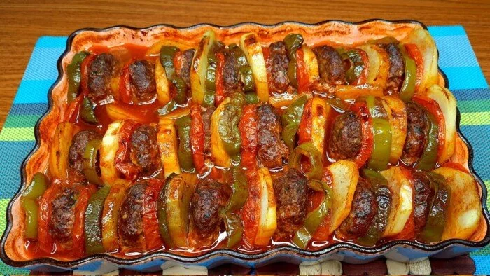 صينية الكفتة بالبطاطس
