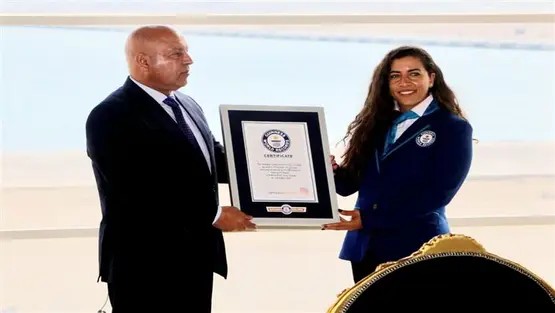 وزير النقل كامل الوزير يتسلم درع موسوعة جينيس&nbsp;