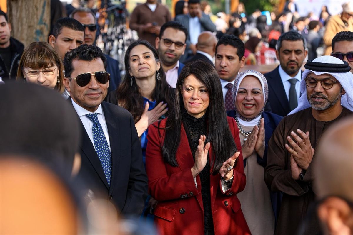 <strong>&nbsp;وزير الشباب والرياضة و وزيرة التخطيط</strong>