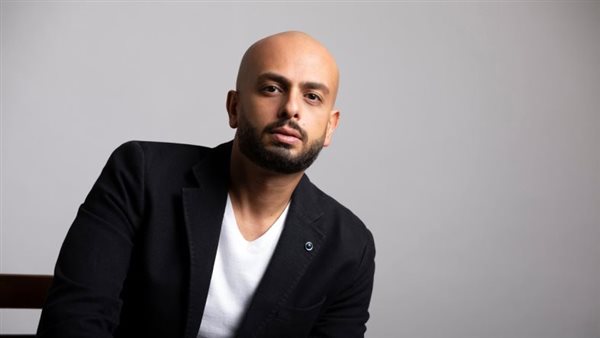 <strong>الكاتب أحمد مراد</strong>