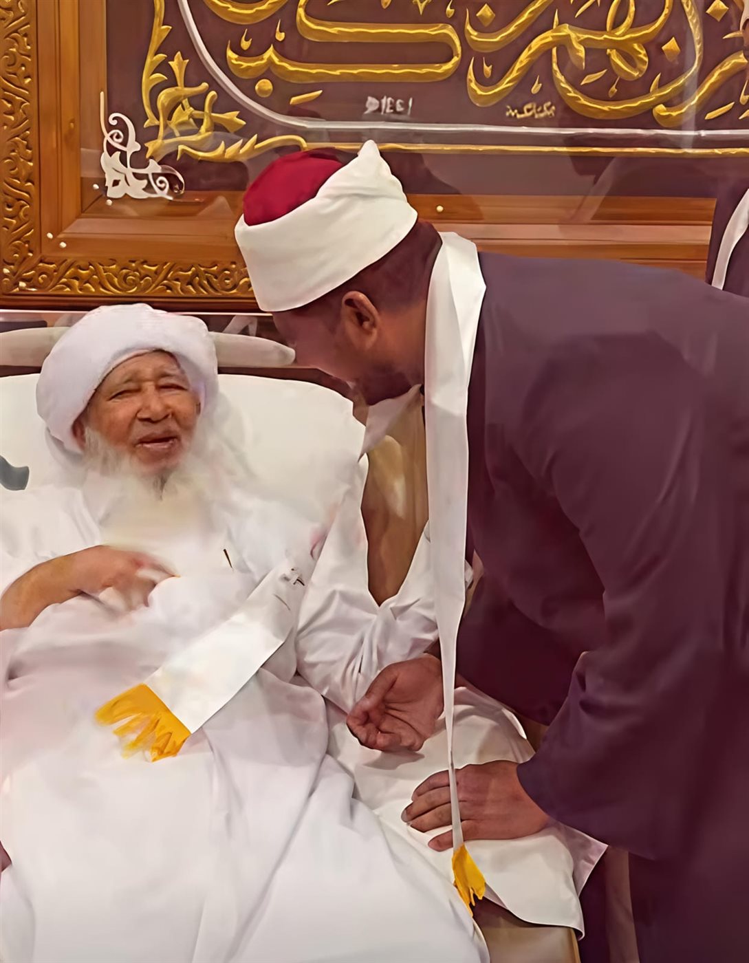 <strong>تكريم خريجي أكاديمية الأزهر من الهند&nbsp;</strong>