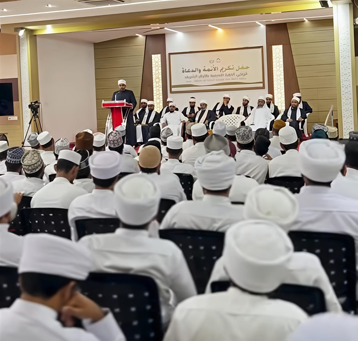 <strong>خريجي أكاديمية الأزهر من الهند&nbsp;</strong>