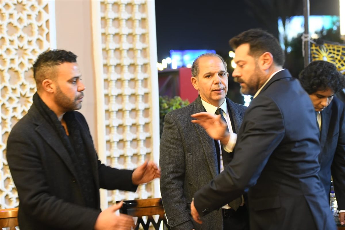 <strong>عزاء الراحلة إيمان إمام</strong>