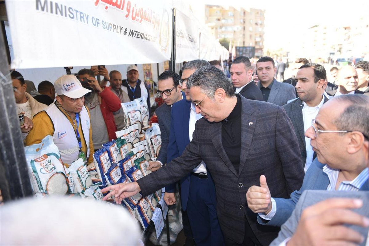 <strong>&nbsp;وزير التموين والتجارة الداخلية</strong>