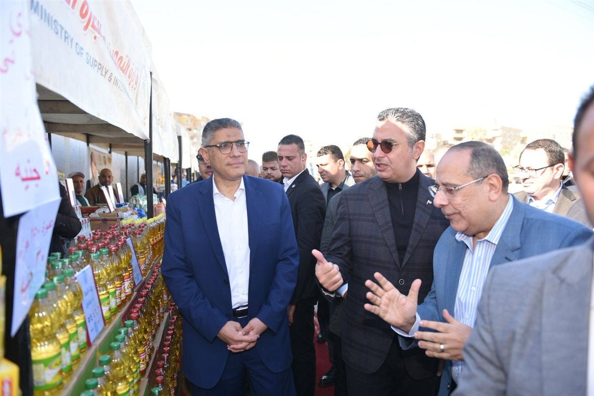 <strong>&nbsp;وزير التموين والتجارة الداخلية</strong>