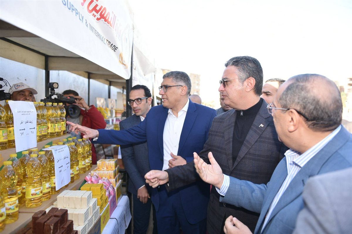 <strong>&nbsp;وزير التموين والتجارة الداخلية</strong>