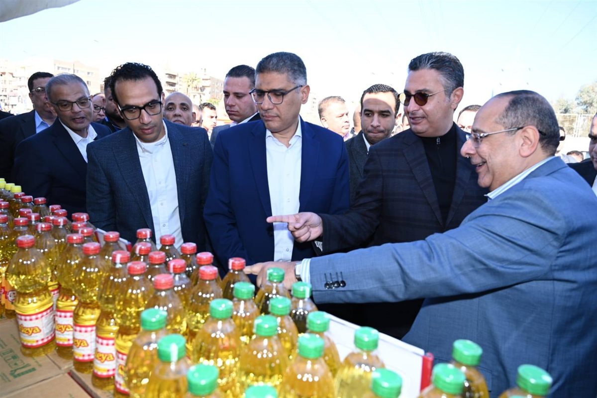 <strong>&nbsp;وزير التموين والتجارة الداخلية</strong>