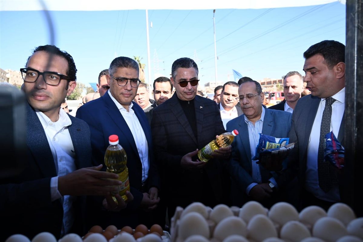<strong>&nbsp;وزير التموين والتجارة الداخلية</strong>