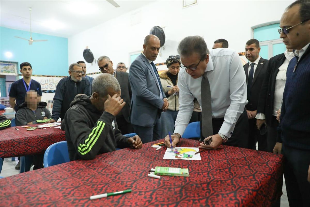 <strong>&nbsp;رئيس مجلس الوزراء</strong>
