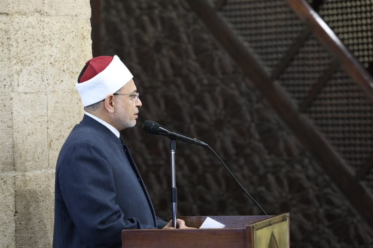 <strong>رئيس جامعة الأزهر</strong>