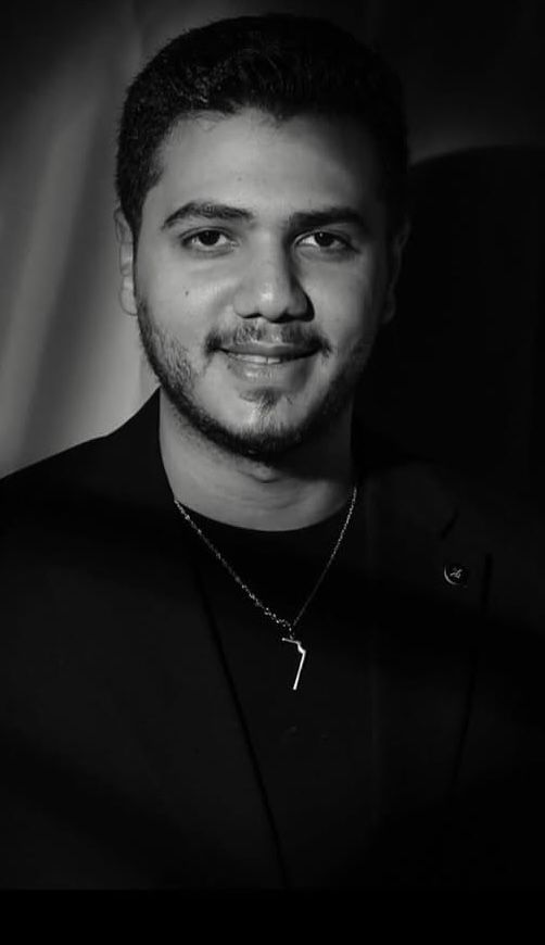 <strong>عمر رياض</strong>