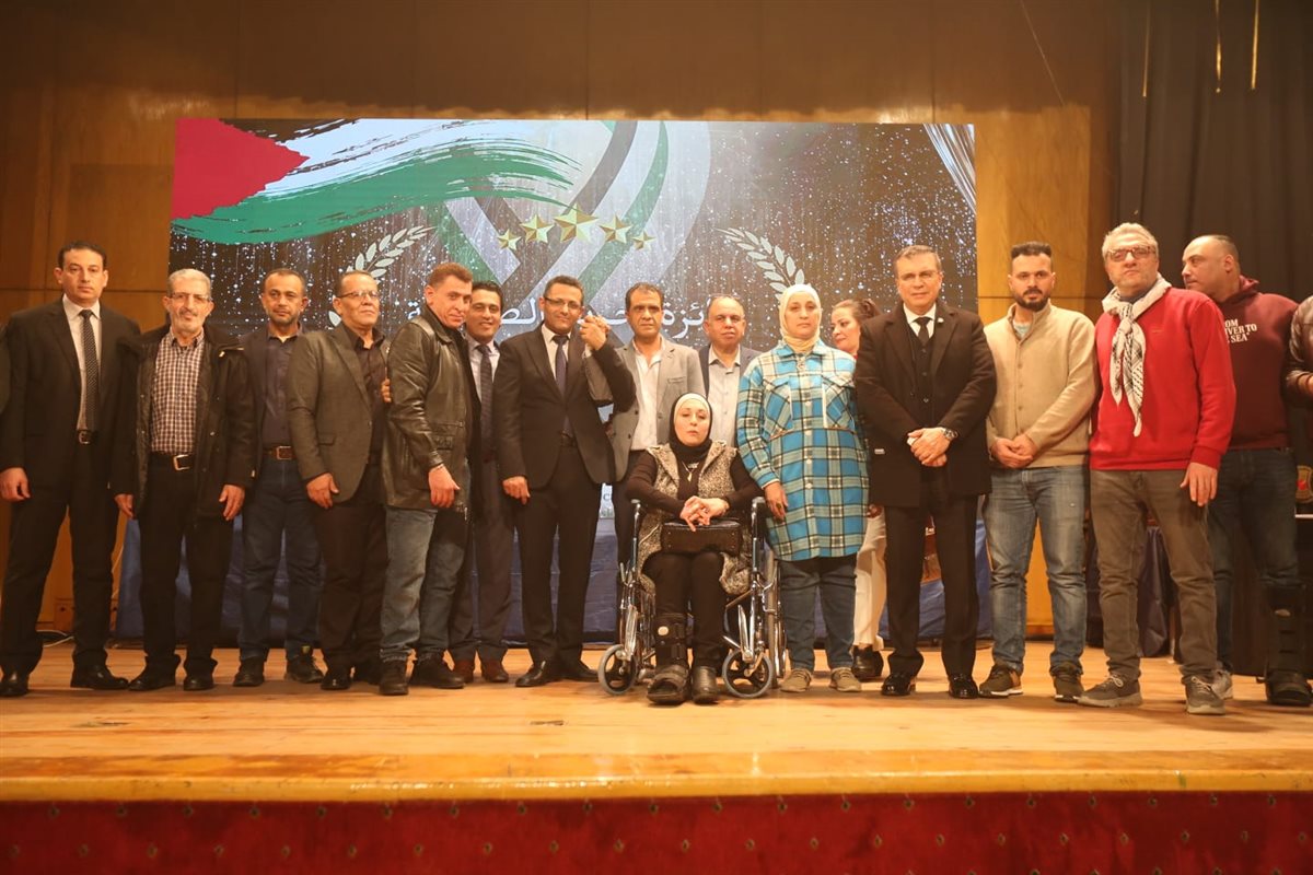 <strong>تكريم الإعلامي عمرو الليثي من نقابة الصحفيين</strong>