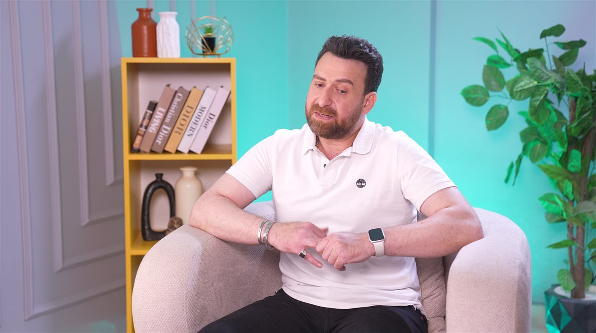 <strong>نضال الشافعي</strong>