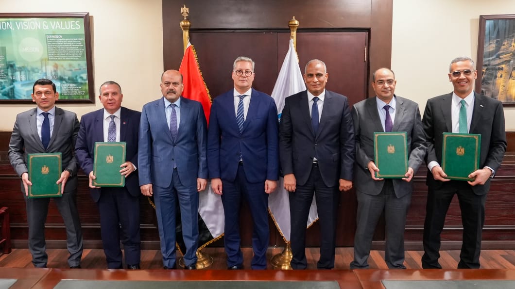 <strong>وزير البترول&nbsp;</strong>