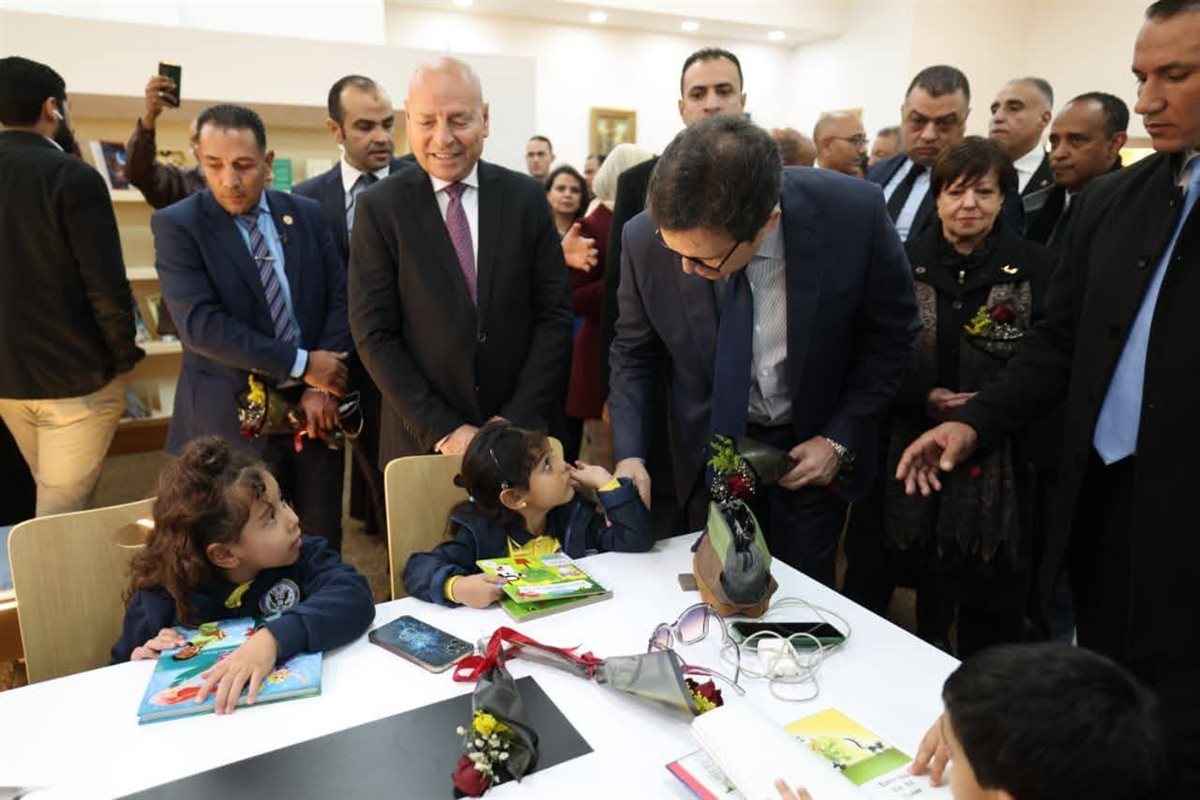 <strong>وزير الثقافة ومحافظ القاهرة</strong>