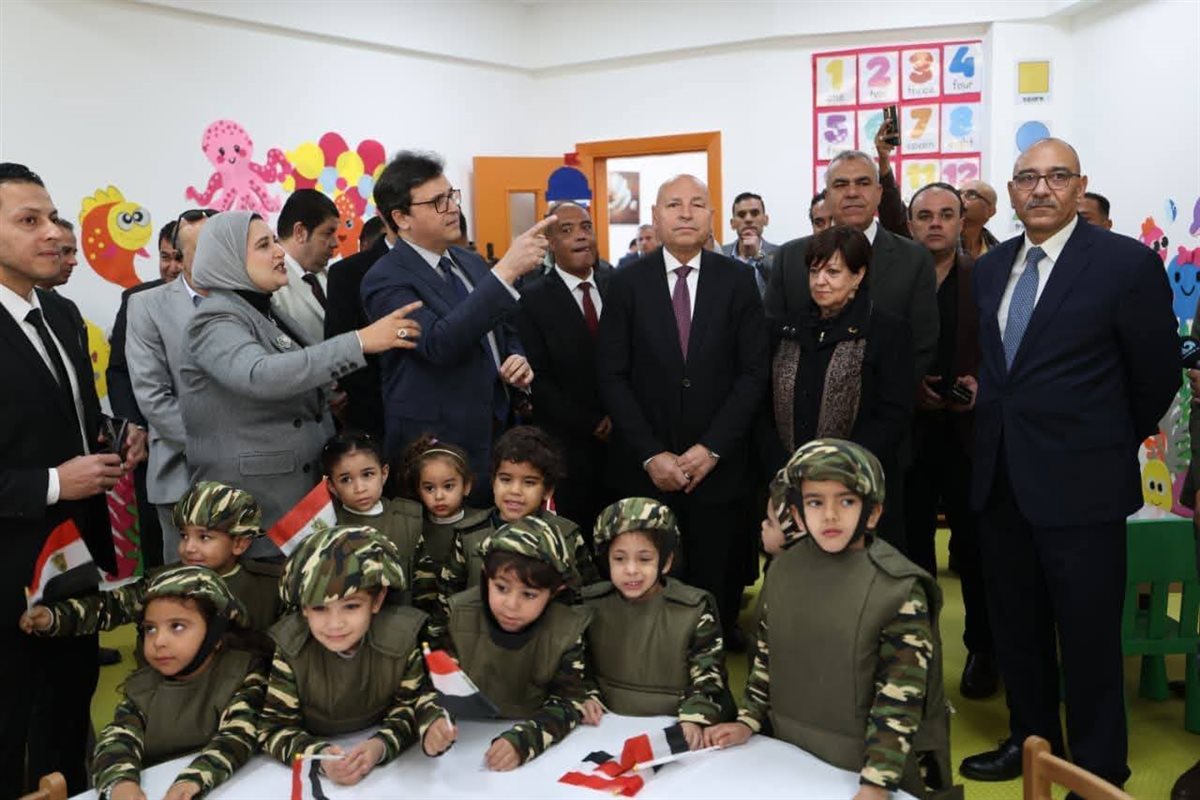 <strong>وزير الثقافة ومحافظ القاهرة</strong>