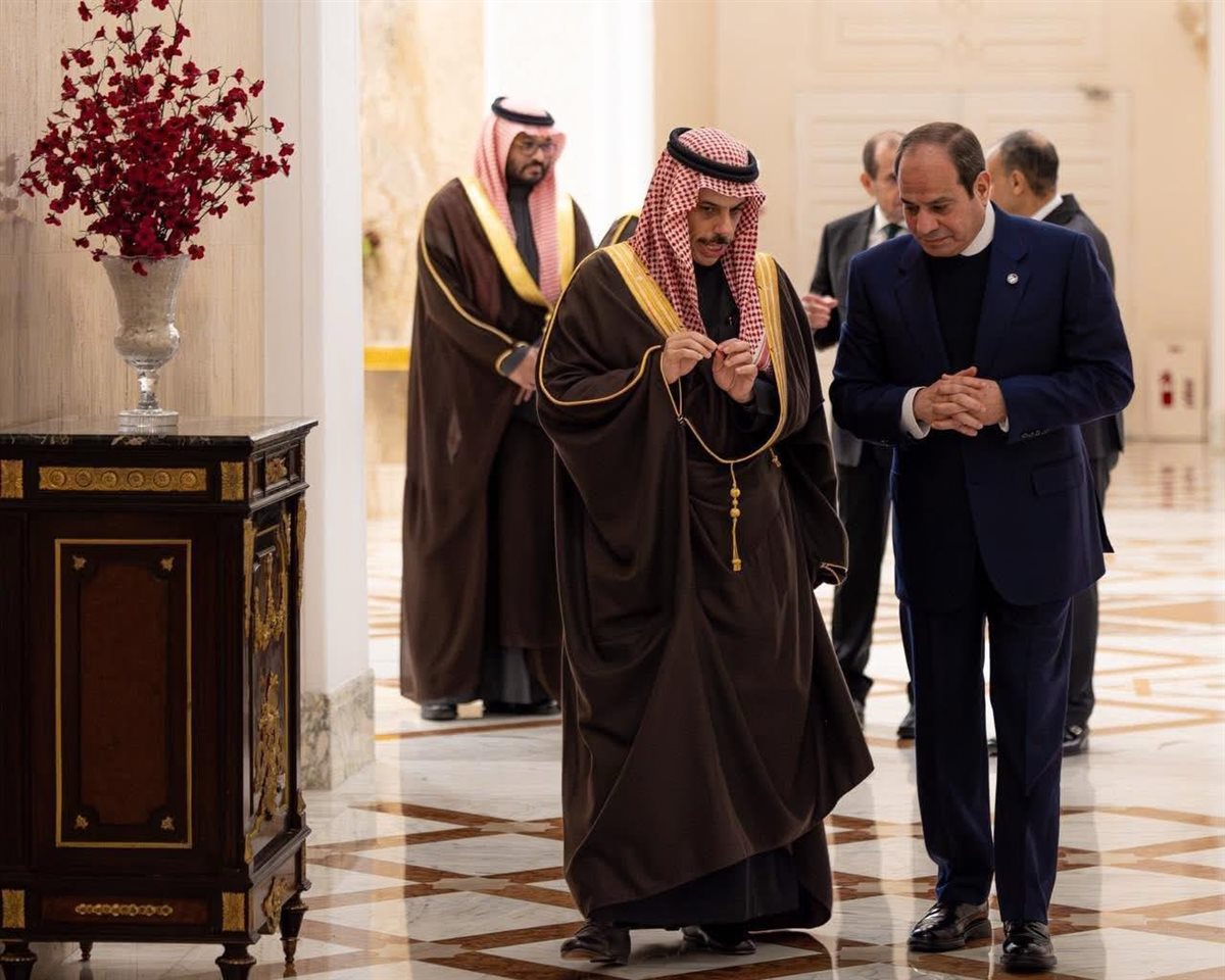 جانب من لقاء الرئيس السيسي ووزير الخارجية السعودي