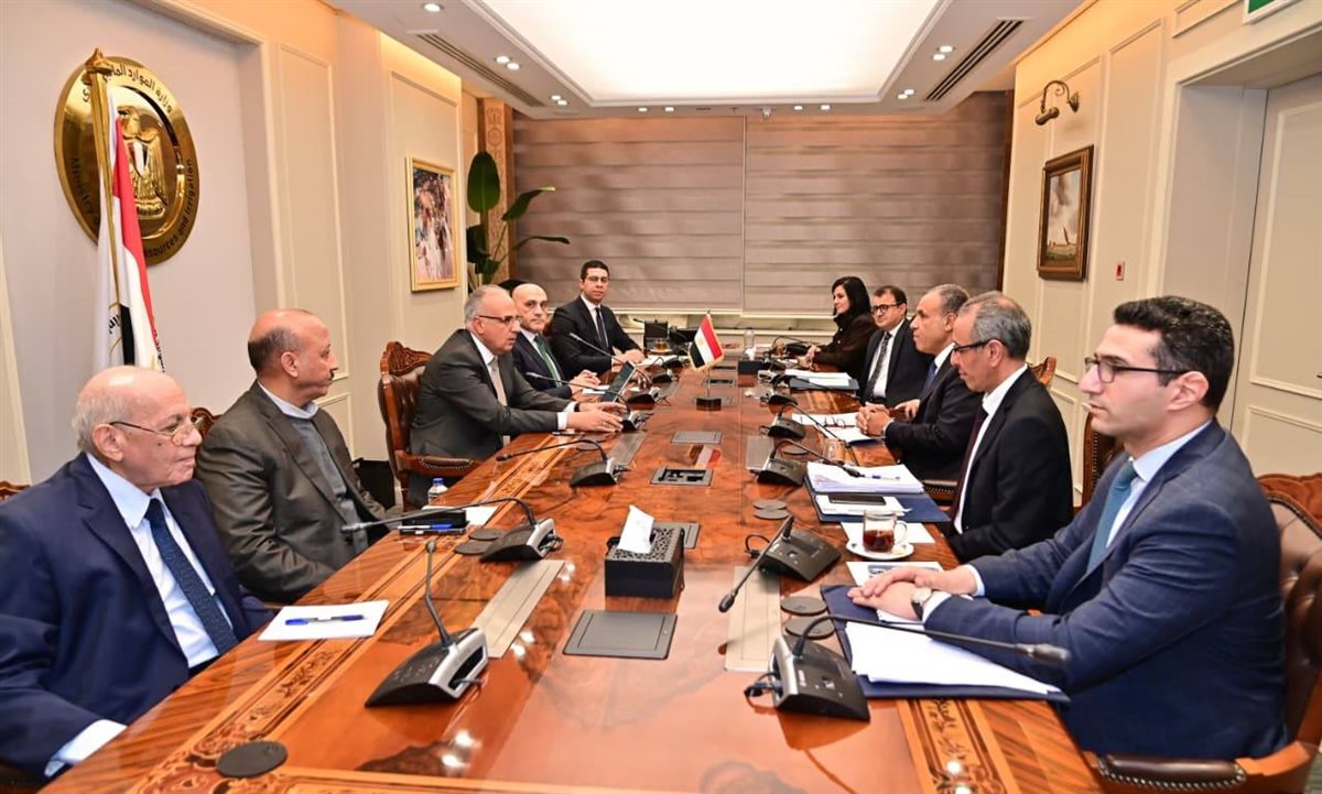 اجتماع&nbsp;<strong> وزير الموارد المائية والرى ووزير الخارجية</strong>