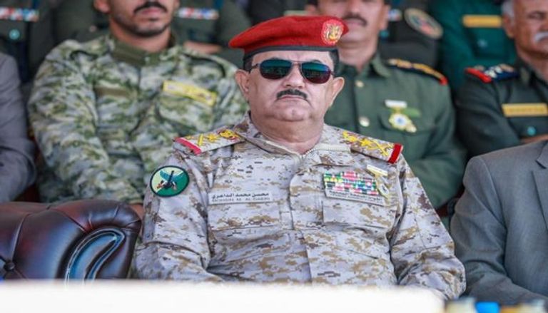 إعفاء وزير الدفاع اليمني عن منصبه