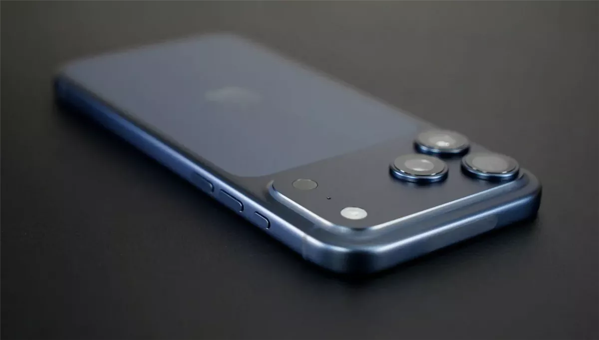 ايفون 18