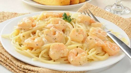 مكرونة وايت صوص بالجمبري