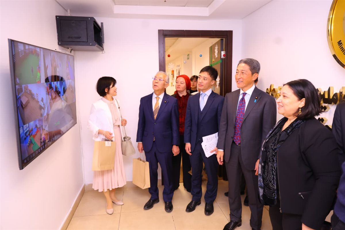وفد ياباني يتفقد مركز استقبال أبناء العاملين بوزارة التضامن