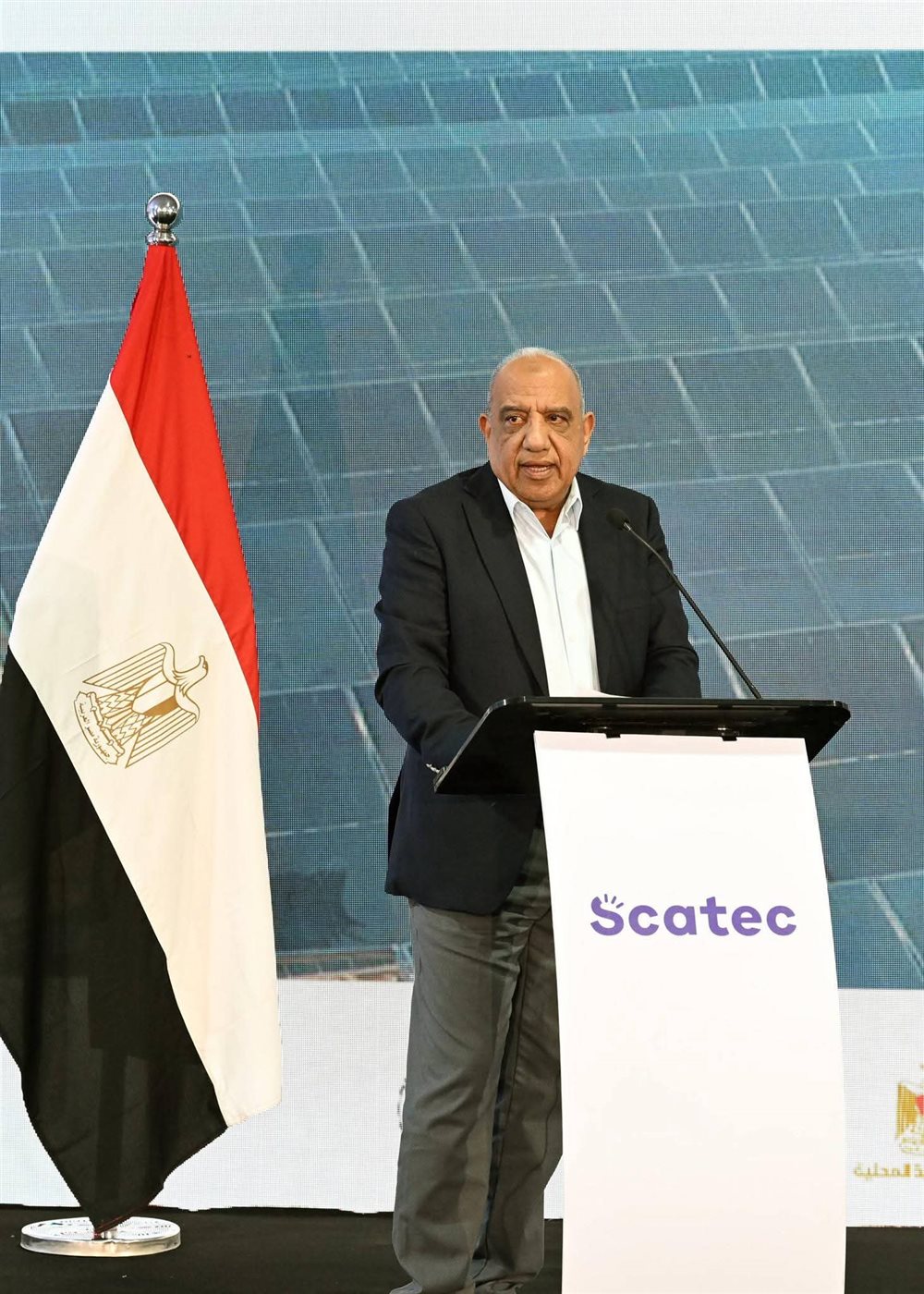 وزير الكهرباء&nbsp;