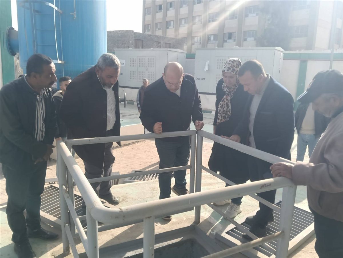 نائب محافظ الجيزة يتفقد محطات صرف صحي البرمبل وأطفيح