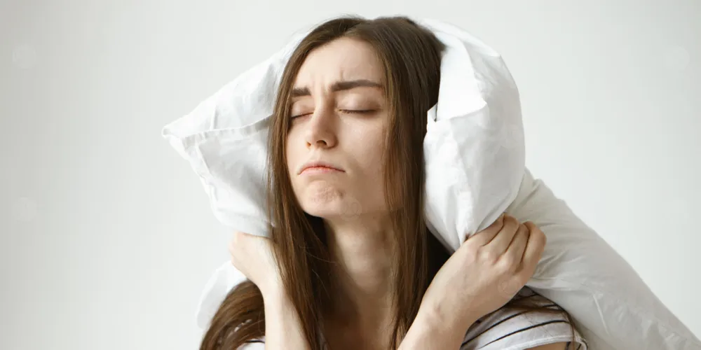 <strong>قلة النوم</strong>