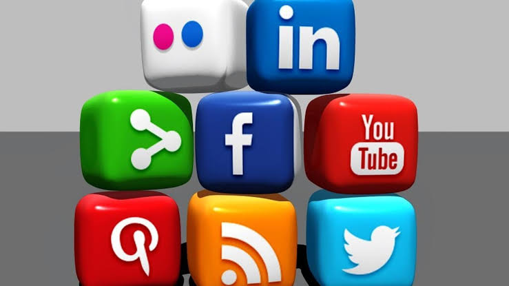 مواقع التواصل الاجتماعي&nbsp;