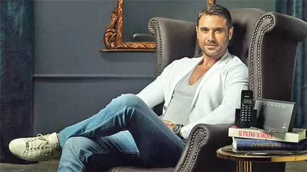 <strong>أحمد عز</strong>