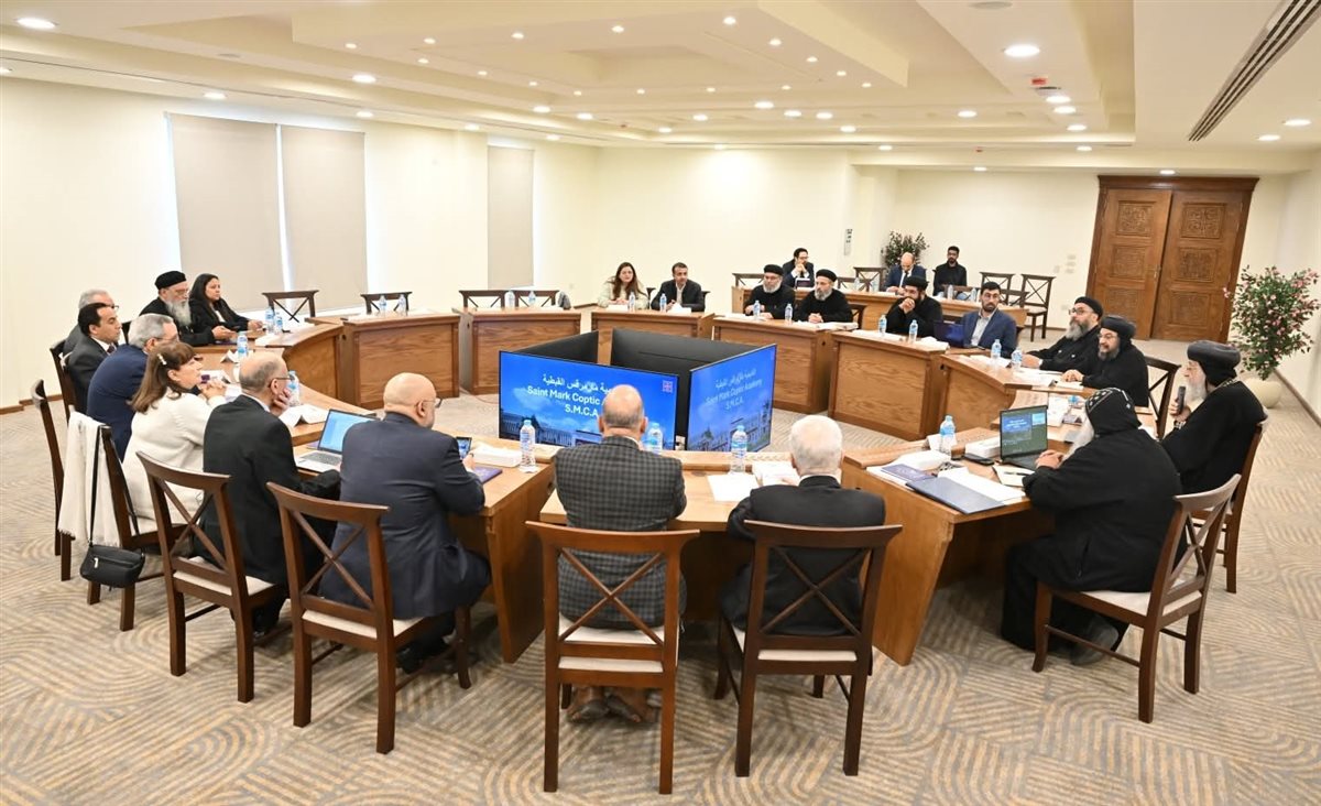 البابا تواضروس يلتقي ممثلي المعاهد الكنسية