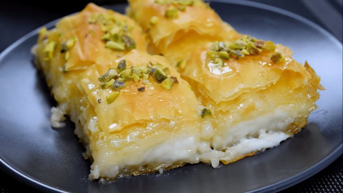 بقلاوة بالقشطة&nbsp;
