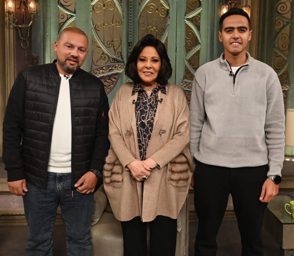 <strong>صناع الدراما مع إسعاد يونس</strong>