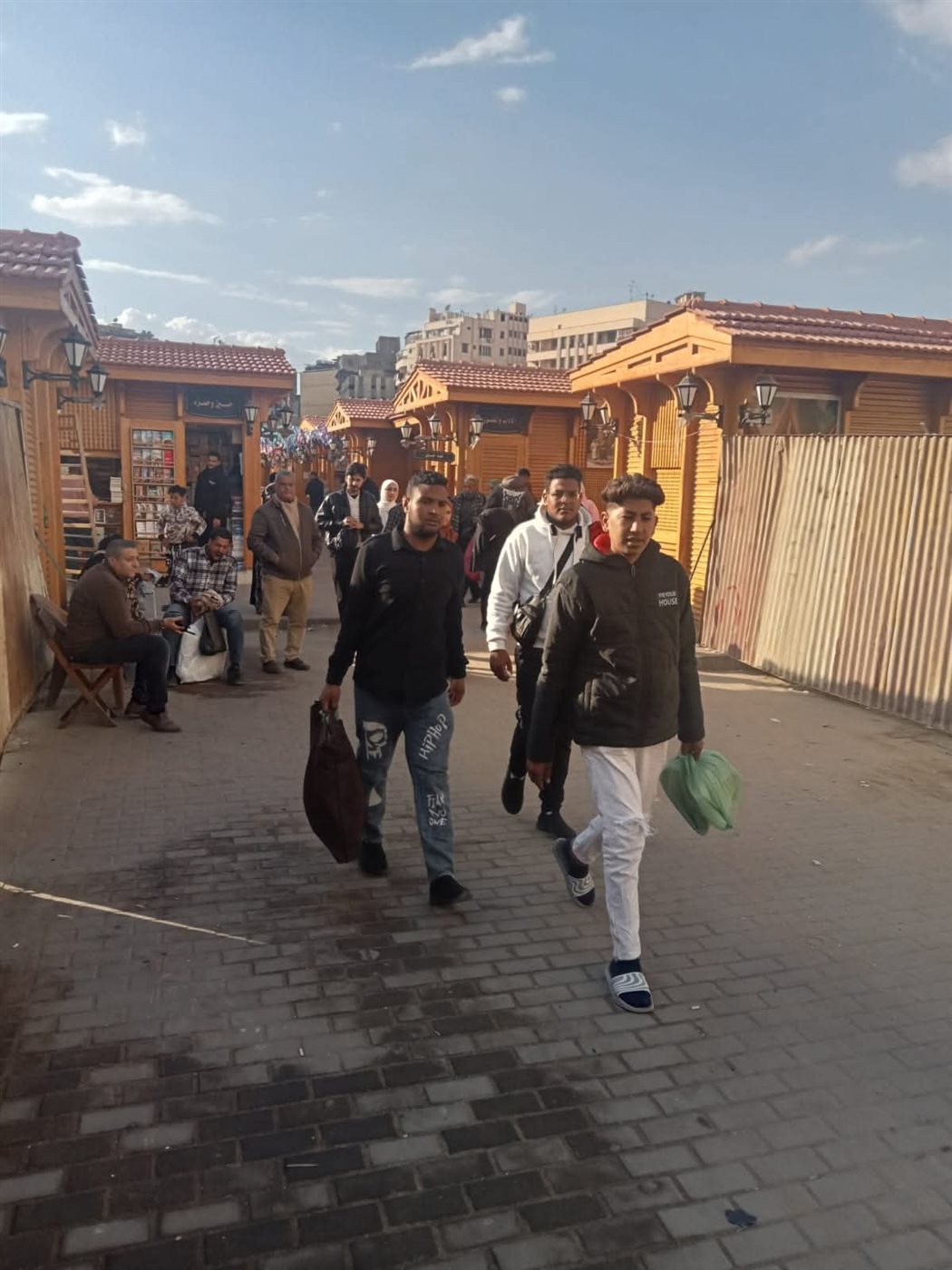رفع الإشغالات بمحيط الأوبرا والعتبة