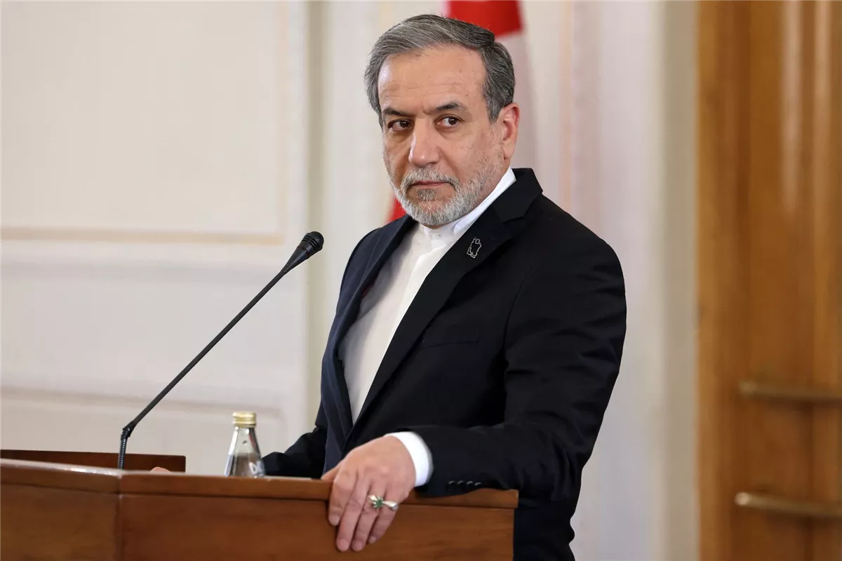 <strong>وزير الخارجية الإيراني</strong>