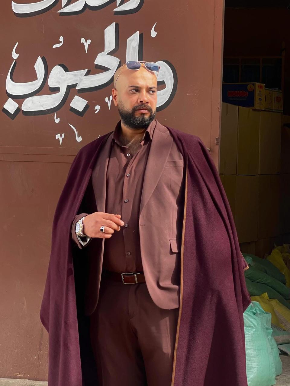 <strong>حاتم صلاح</strong>