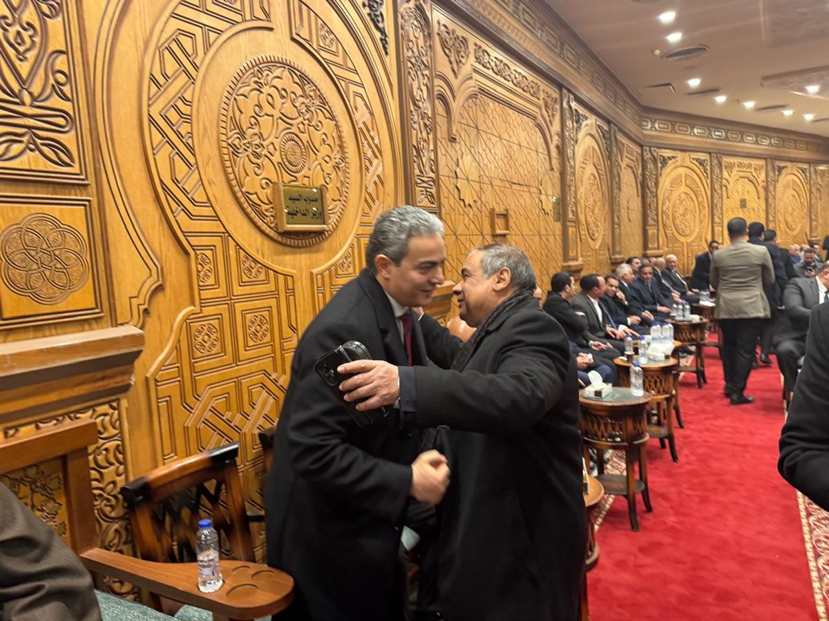 <strong>عزاء شيخ الإذاعيين فهمي عمر</strong>