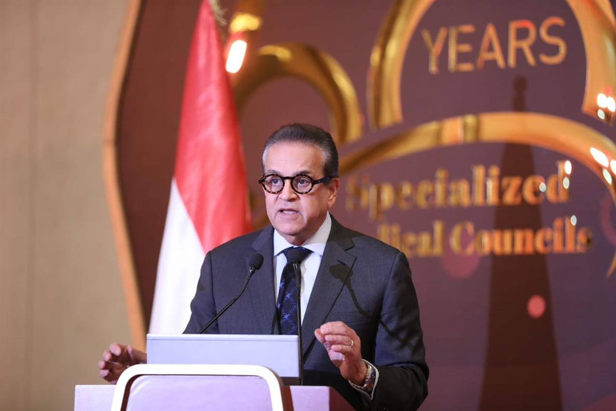 الدكتور خالد عبدالغفار وزير الصحة